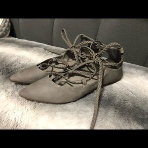Gray laces flats